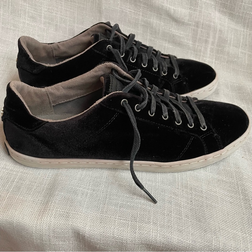 Cole Haan Black Velvet Sneakers 10.5 W09756 - Picture 13 of 16